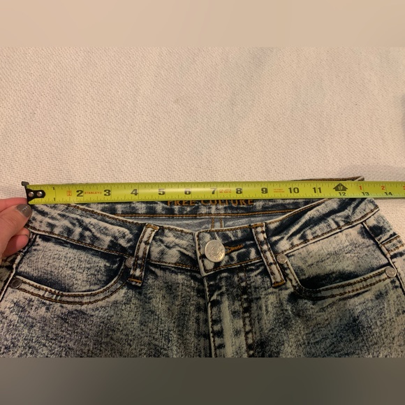 FREE CULTURE jeans. Skinny, high rise. - Picture 12 of 12